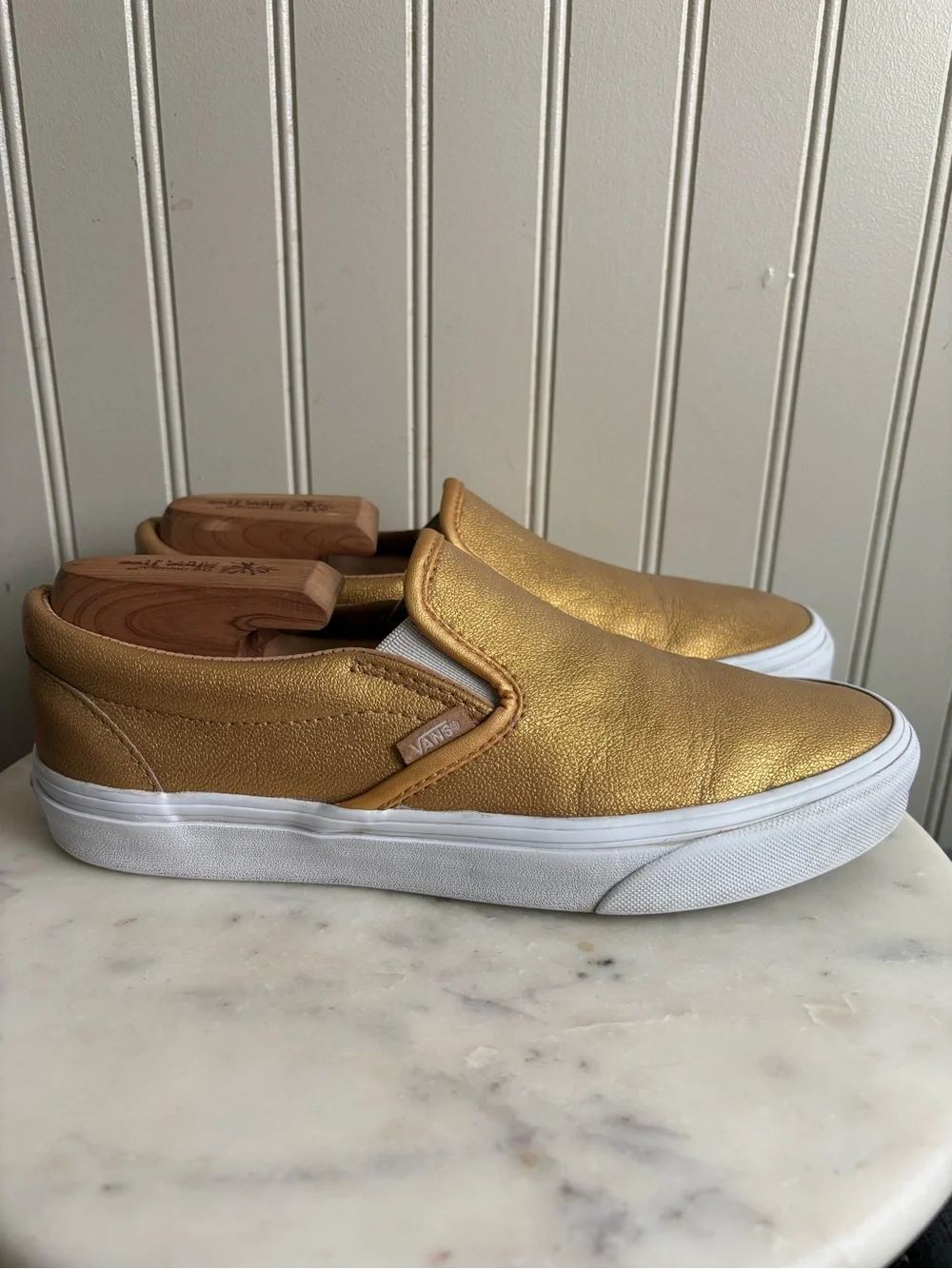 Vans Leather Slip Ons Sneakers Women 8.5 Gold Casual Classic Streetwear Metallic - Picture 1 of 8